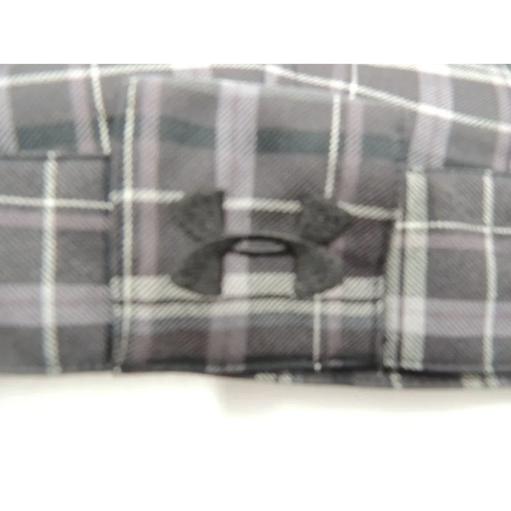 Under Armor Mens Golf Shorts size 38R - Picture 3 of 4